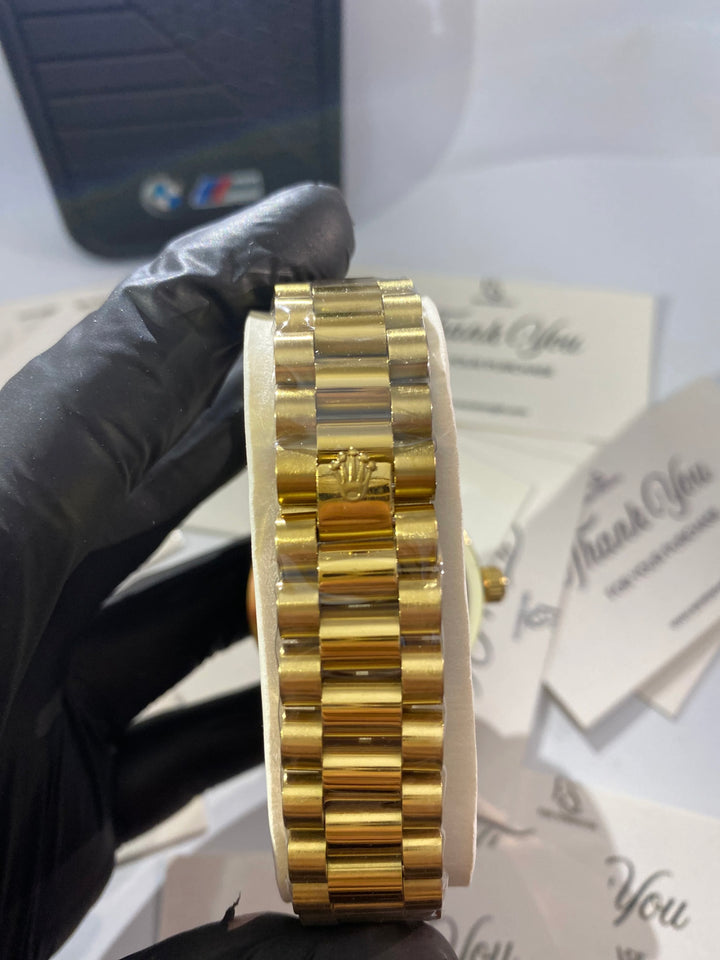 Rolex Oyster Perpetual Datejust – Blue Dial Gold Edition - EarStrength
